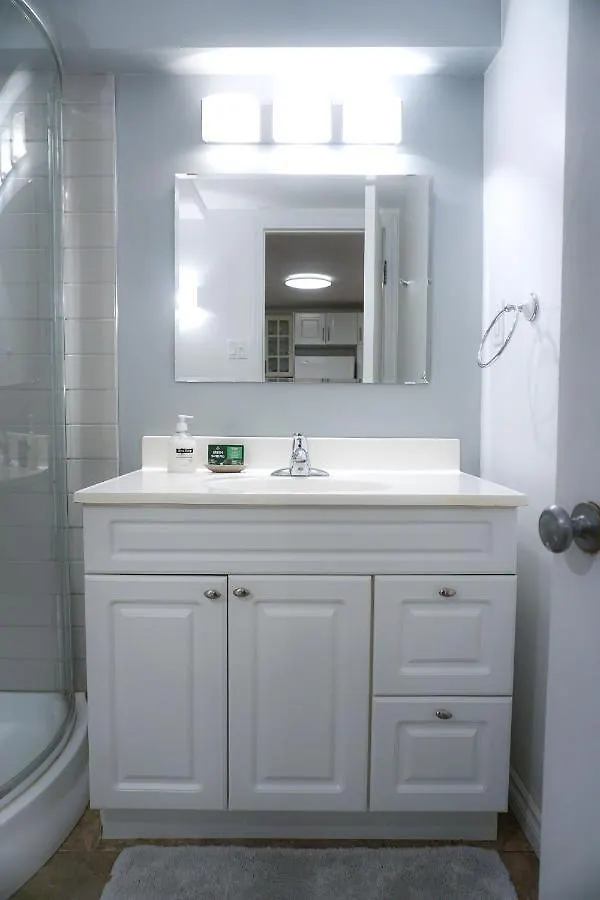 Free Parking - Great 1Br Near Henri Bourassa Metro Apartment Montreal